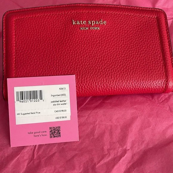 NWT Red Kate spade Clutch. - Picture 11 of 13